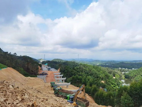 浦清高速陆川东互通土石方开挖与王月隧道进口洞门施工技术浅析